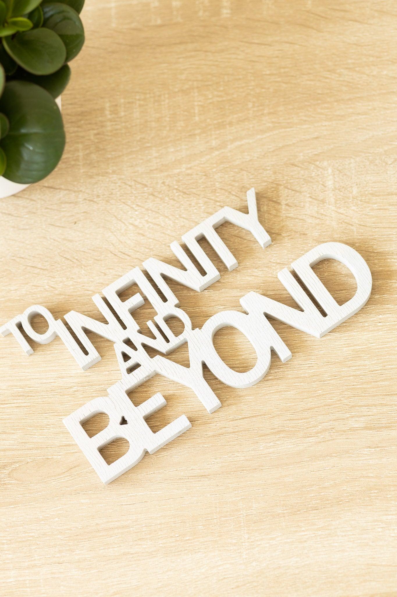 Schriftzug- to infinity and beyond - INEXTERIOR